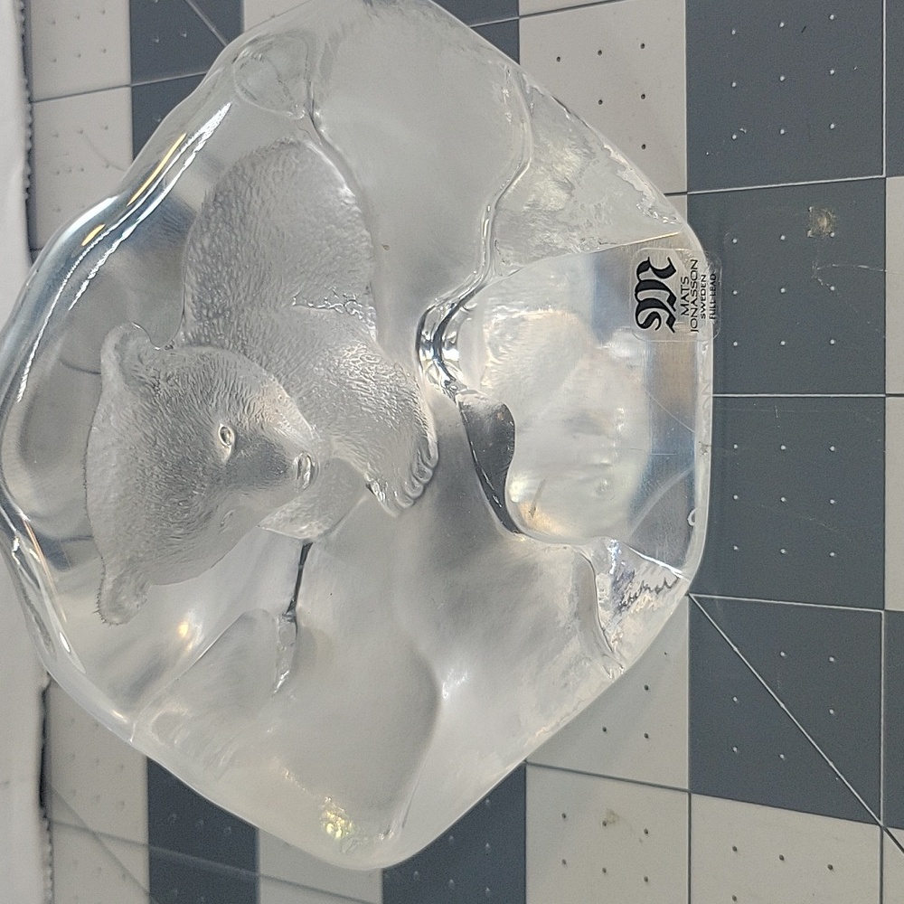 Mats Jonasson Swedish Crystal‎ Bear Cub Sculpture Signed & Numbered